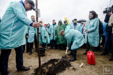 В Казани прошел субботник на Адмиралтейской слободе