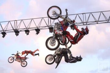 Мотофристайл шоу Adrenaline FMX Rush прошло в Казани