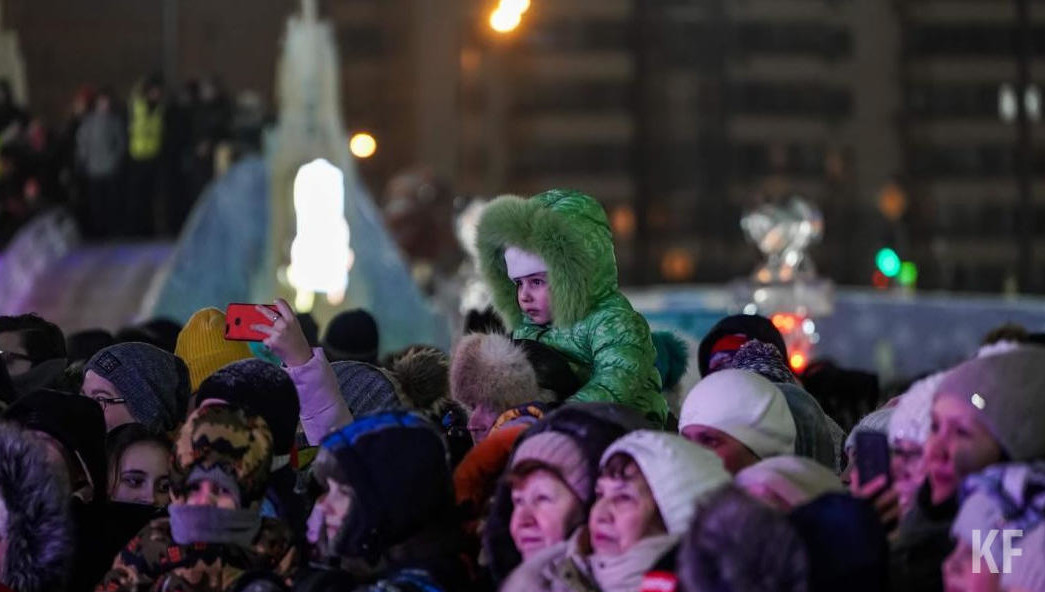 В парке «Крылья Советов» горожане могут посетить концерт «Голубой огонек».